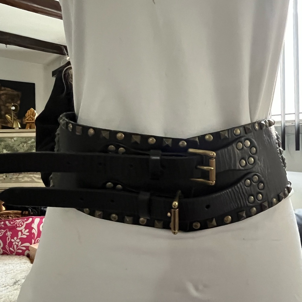 Linea Pelle genuine leather studded belt